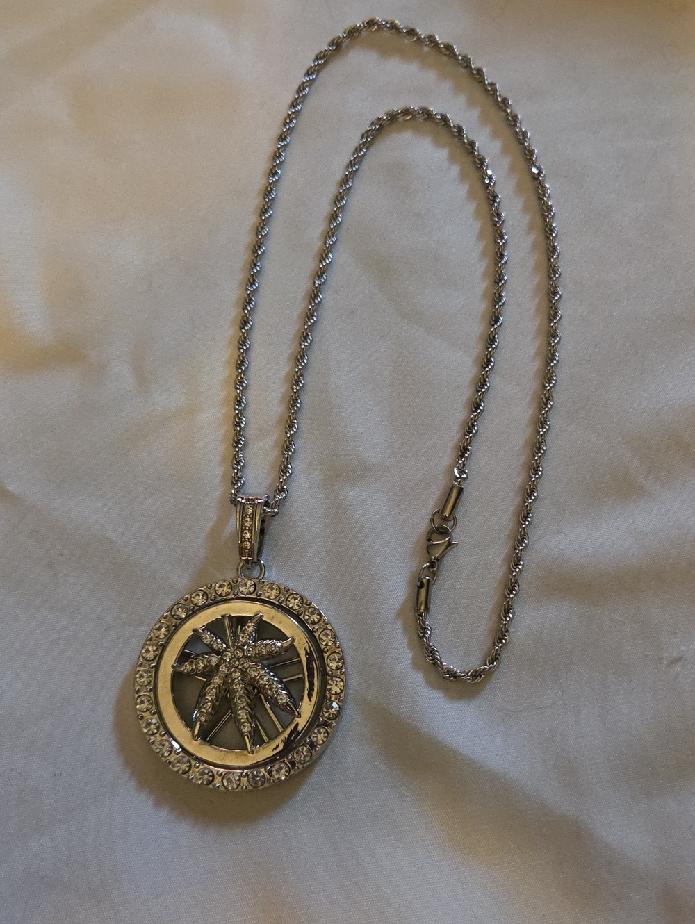 Silver Crystal Starburst Pendant Necklace-Middle part of pendant spins